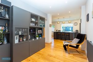 Kitchen- click for photo gallery